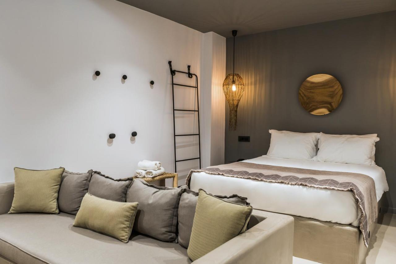 Lemon Suites Santorini Фира Екстериор снимка