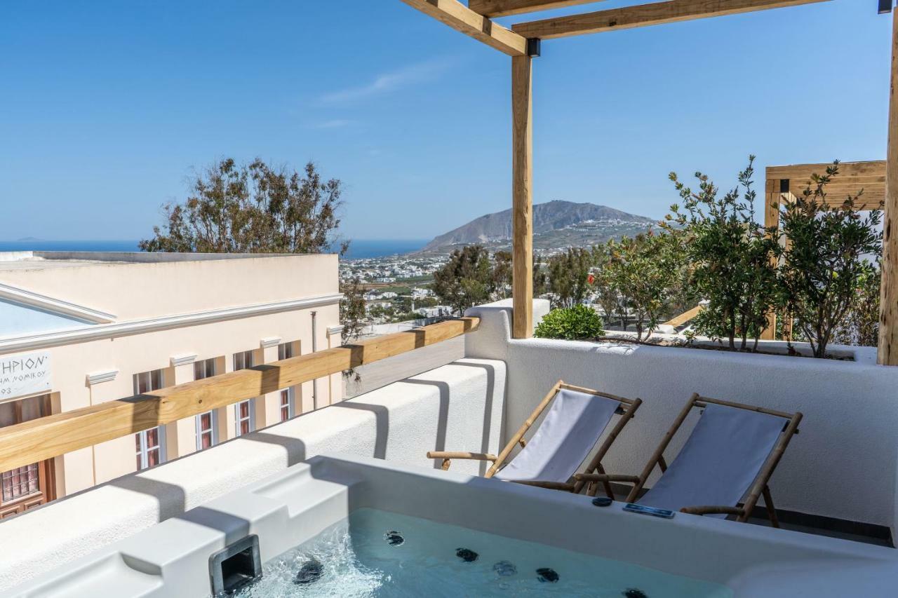 Lemon Suites Santorini Фира Екстериор снимка