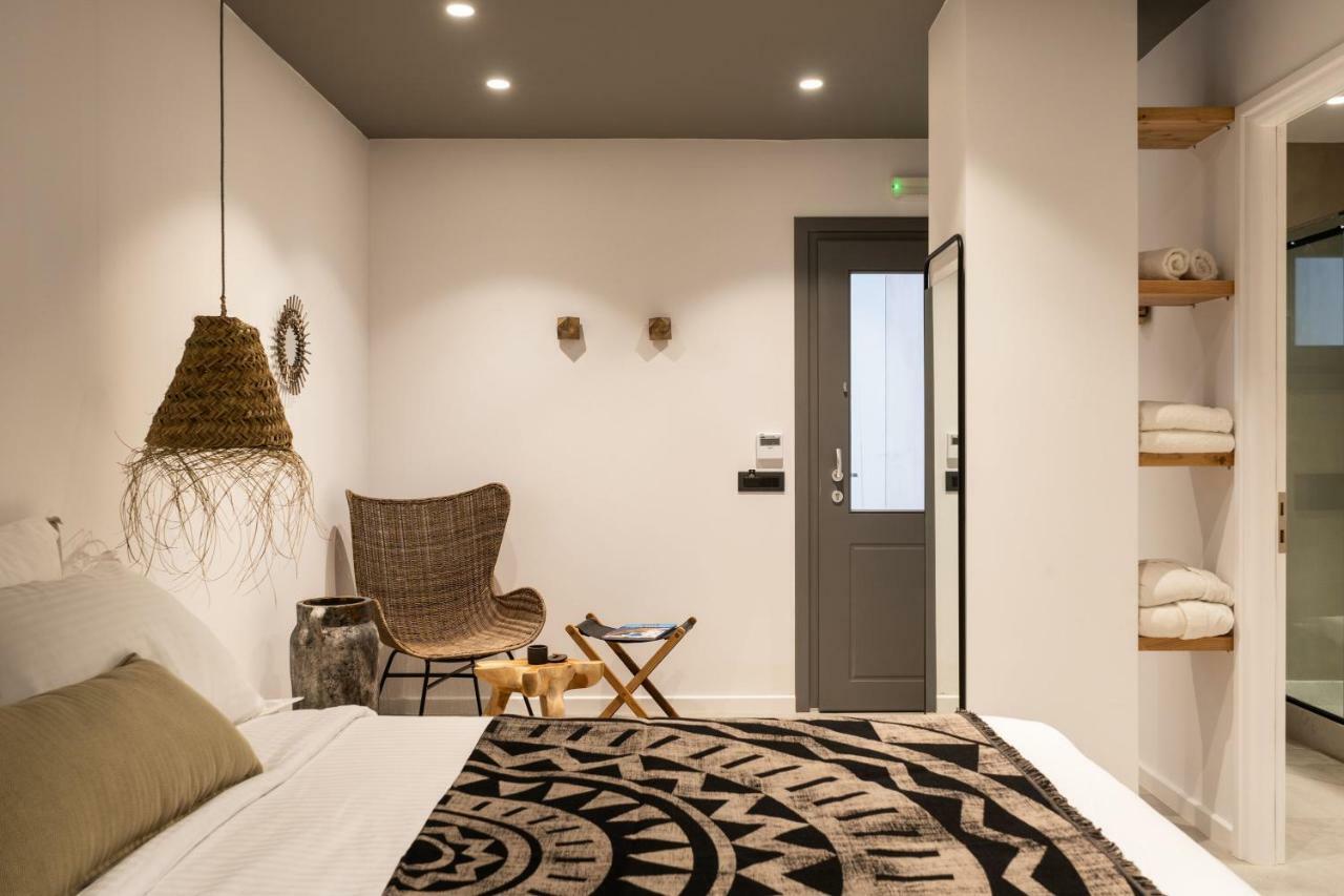 Lemon Suites Santorini Фира Екстериор снимка