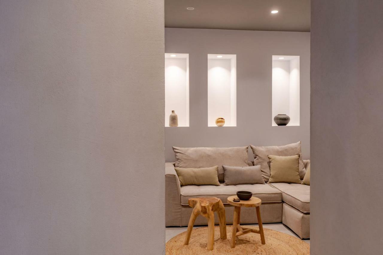 Lemon Suites Santorini Фира Екстериор снимка