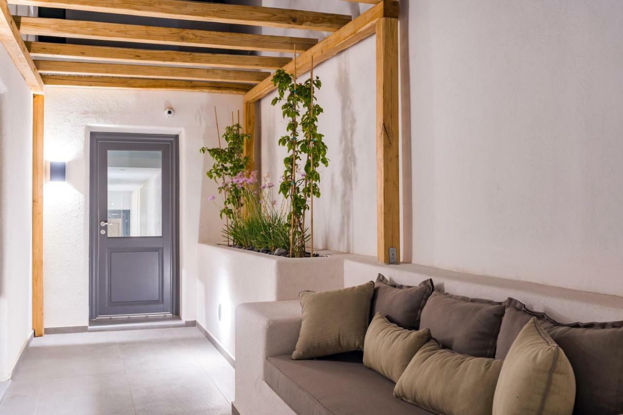 Lemon Suites Santorini Фира Екстериор снимка